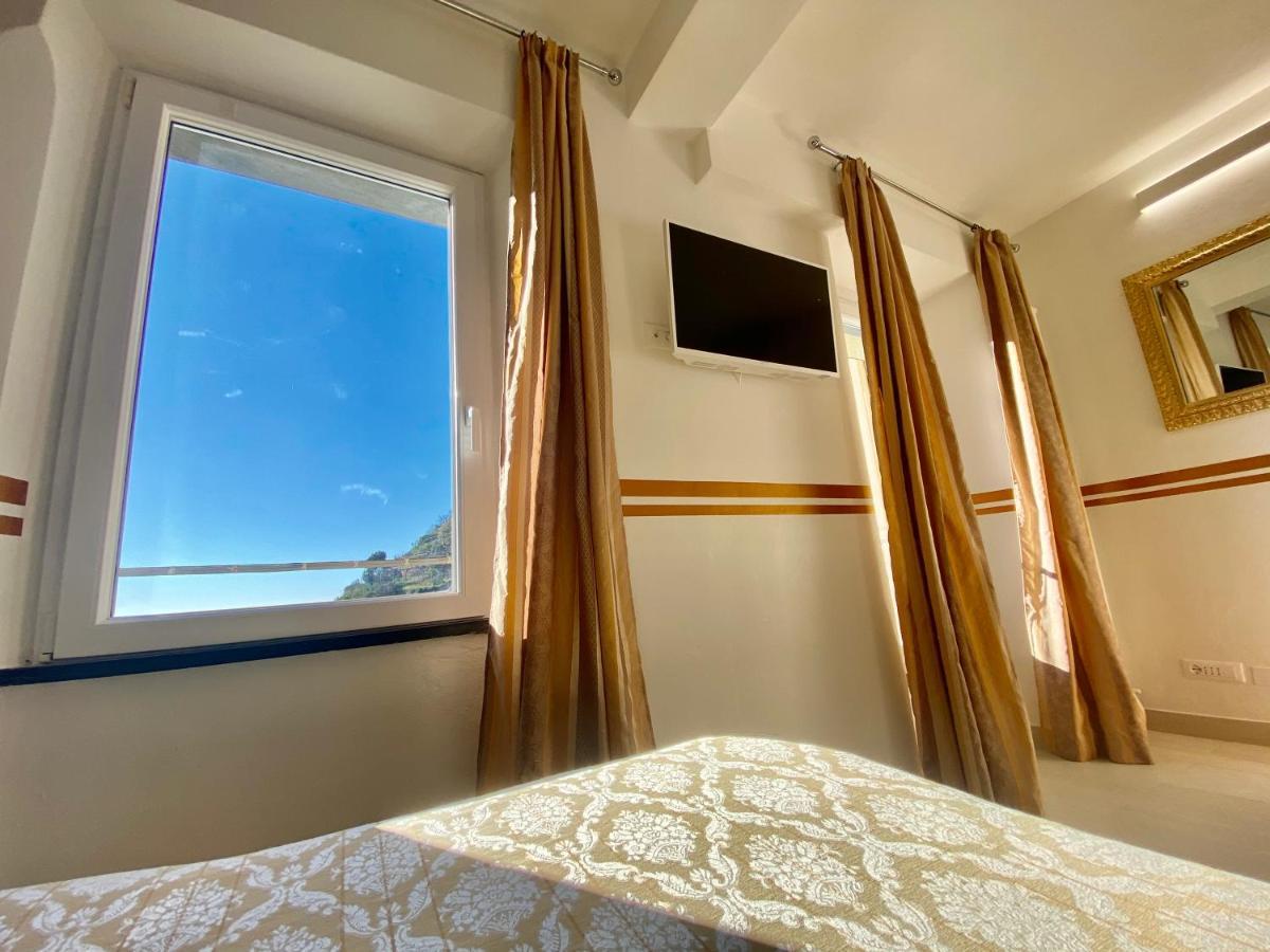 Giovanni Rooms Манарола Экстерьер фото