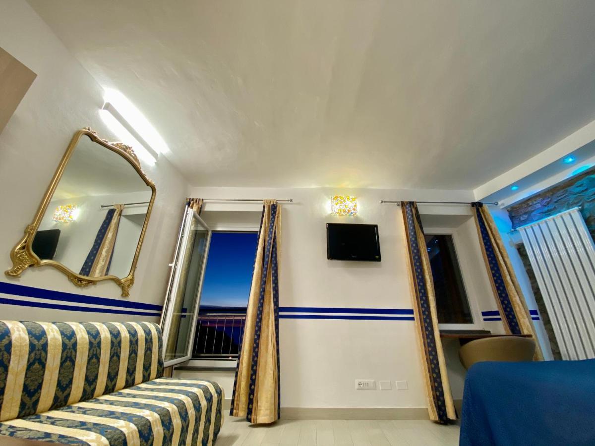 Giovanni Rooms Манарола Экстерьер фото