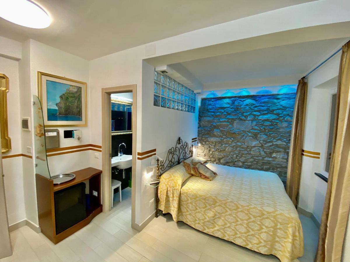 Giovanni Rooms Манарола Экстерьер фото