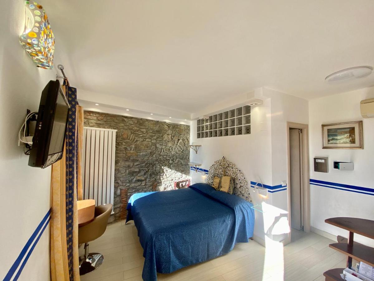 Giovanni Rooms Манарола Экстерьер фото